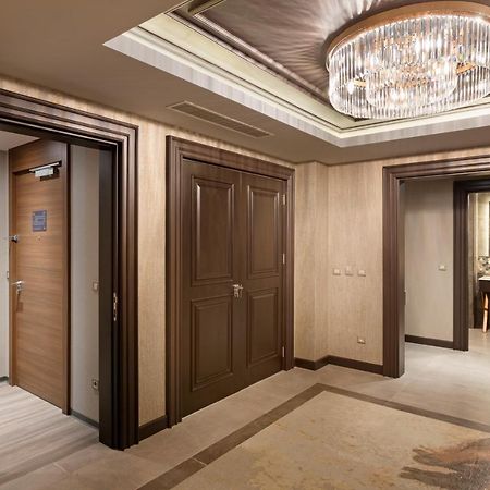 Limak Skopje Luxury Hotel 외부 사진 Interior of a suite