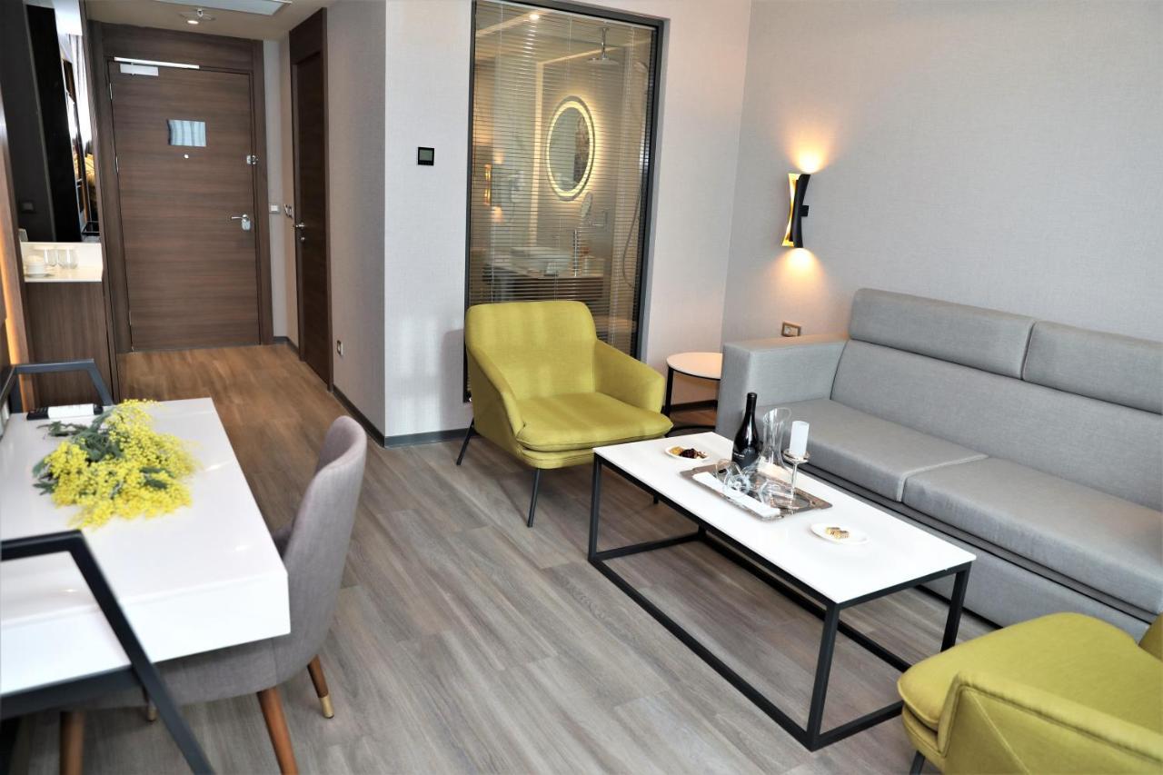 Limak Skopje Luxury Hotel 외부 사진 Suite