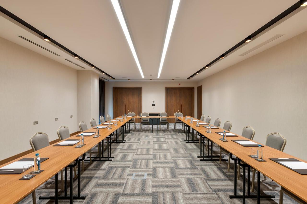 Limak Skopje Luxury Hotel 외부 사진 Meeting room